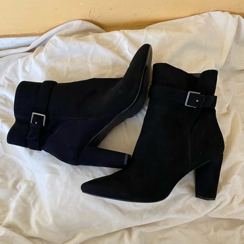 Black suede pointy booties